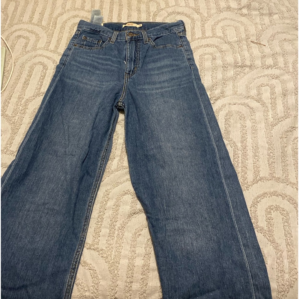 Levi jeans